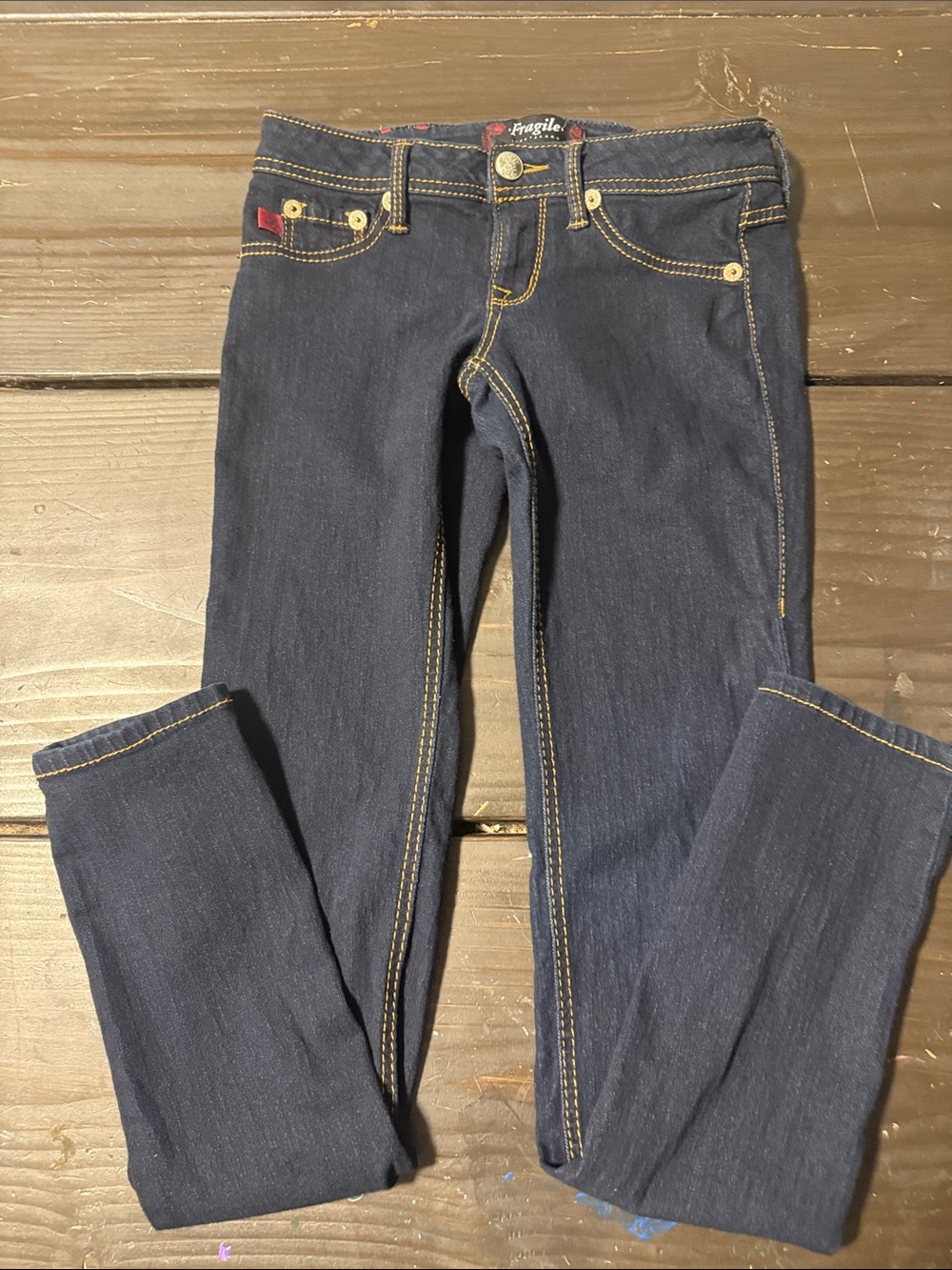 Fragile Dark Blue Women's Skinny Jeans with Contrast Stitching
